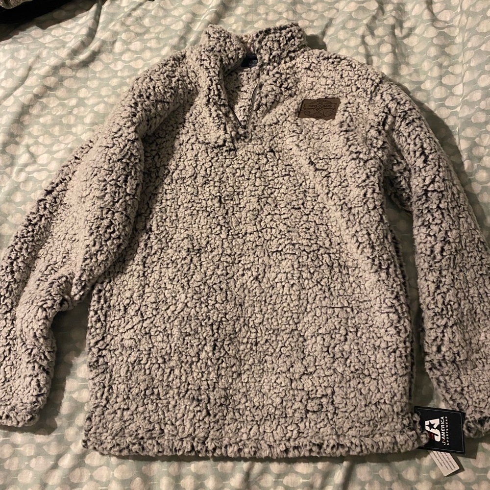🆕 Sherpa quarter zip two roads